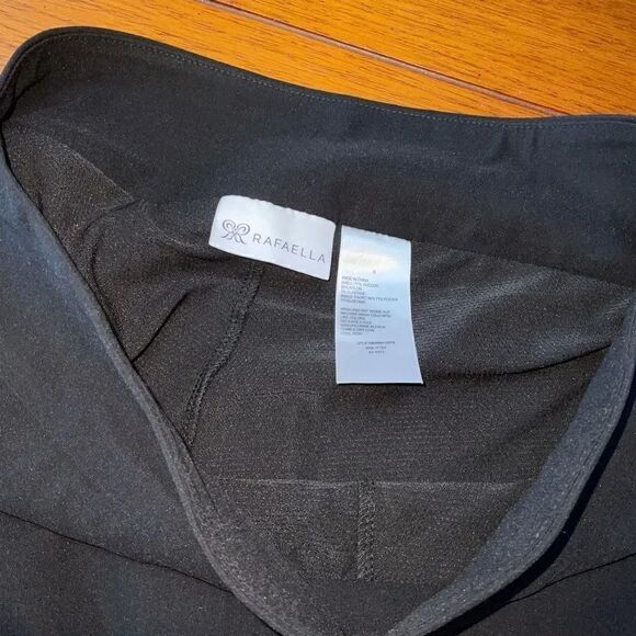 EUCāRafaellaāBlackĀ SkortāSizeāSmallā#SS14 - Picture 5 of 5